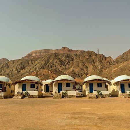 Aladdin Camp Villa Nuweiba` Dış mekan fotoğraf